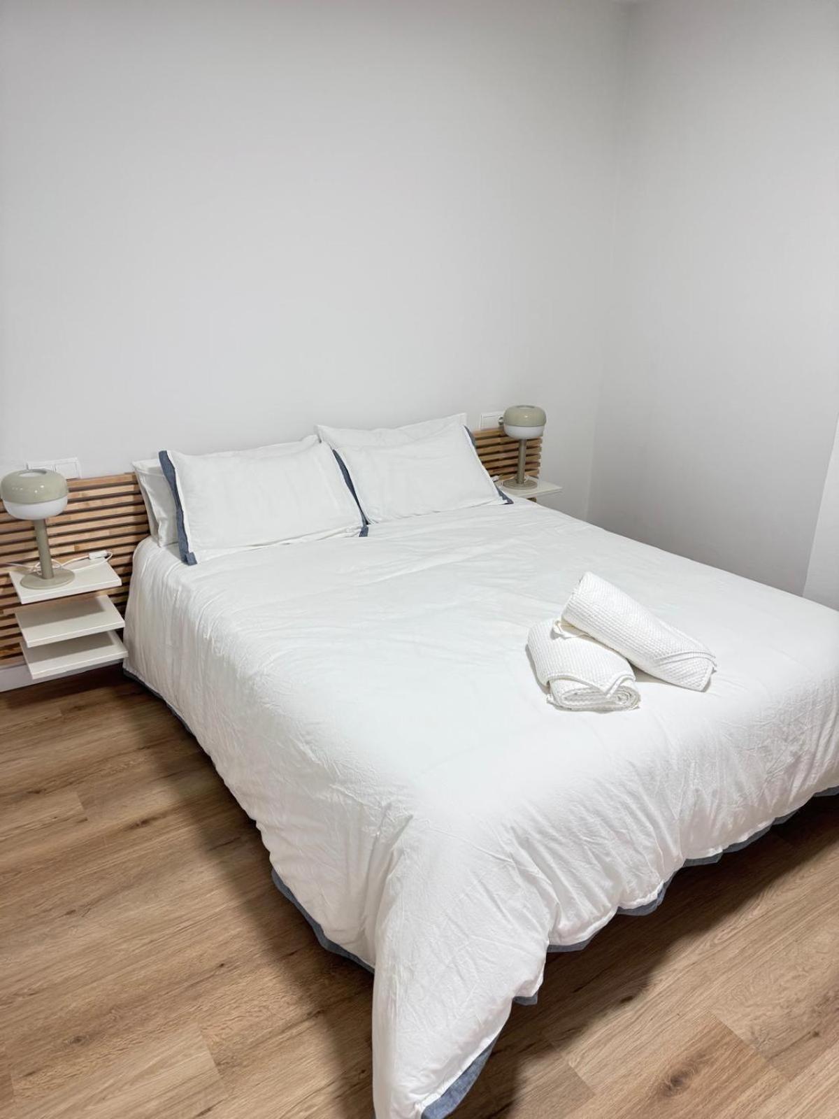 Apartamentos Lavandeira By Bebalmy Вивейро Екстериор снимка