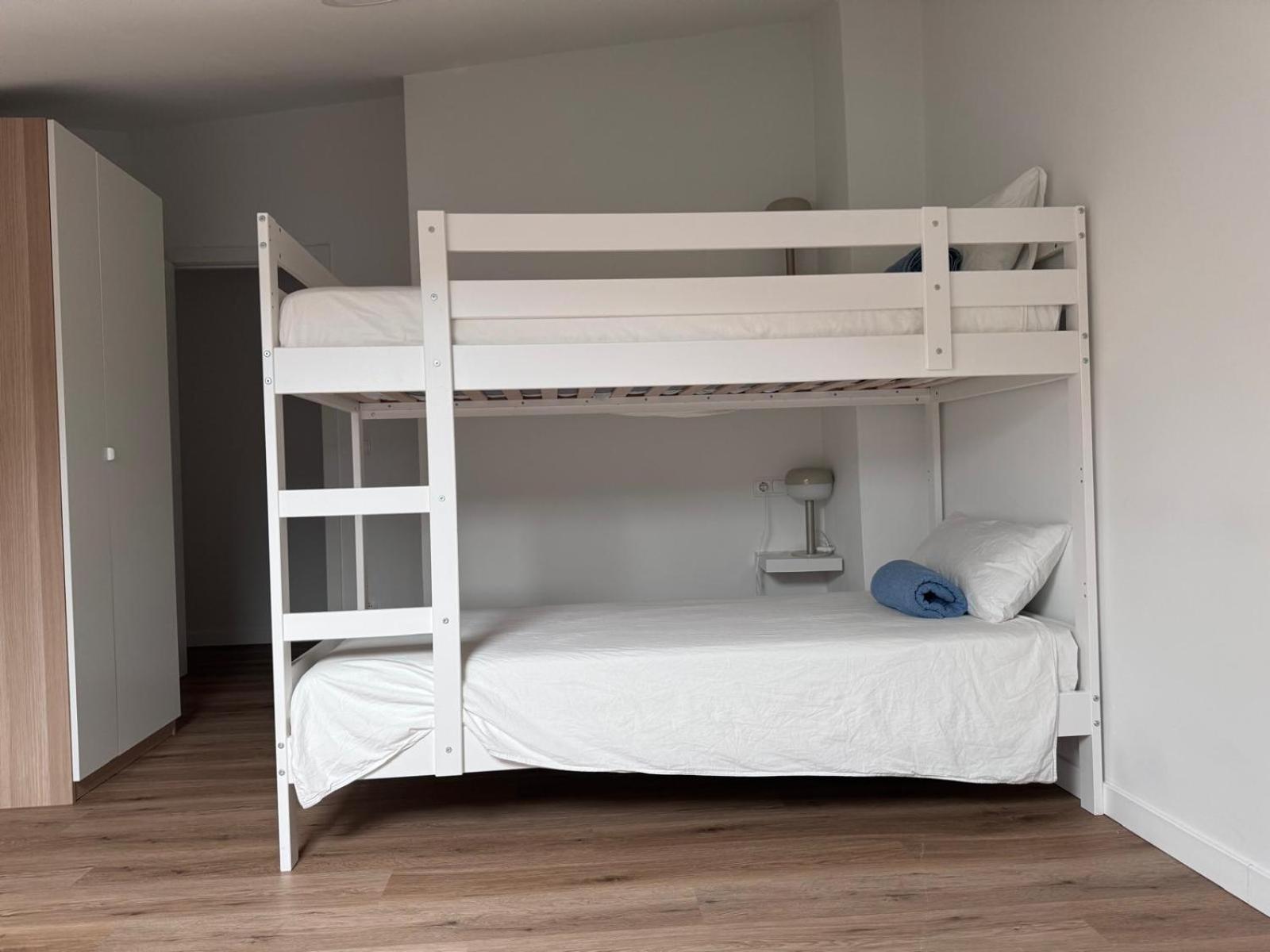 Apartamentos Lavandeira By Bebalmy Вивейро Екстериор снимка